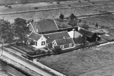 Boerderij "Willie Hoeve", van Henk Beuker
Deze was berenboer, je kon er ook op zondag terecht.
