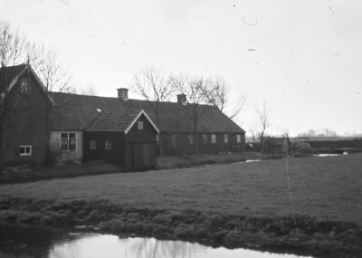 Boerderij van Gerrit de Dood aan de Middenweg
