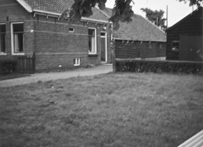 Boerderij van Herman Boogaard aan de Middenweg
