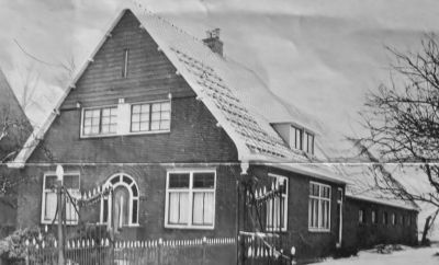 Boerderij  van H.E Vedder, Ouderkerkerlaan 161.

