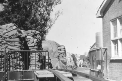 Meelfabriek "de Gaasp"
Buitenopslag.
