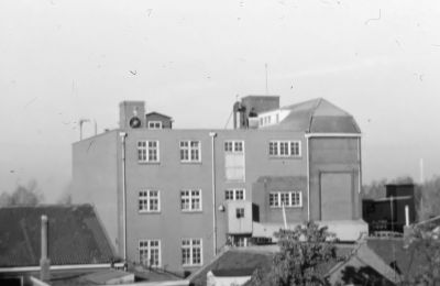 Meelfabriek " de Gaasp"
De gebroeders Eikelhof verkochten de fabriek aan de fa Gorter uit Badhoevedorp (grasdrogerij), deze ging hem gebruiken voor opslag van grondstoffen voornamelijk vismeel. K. Snel uit Duivendrecht had hier een depot in van veevoeders.

