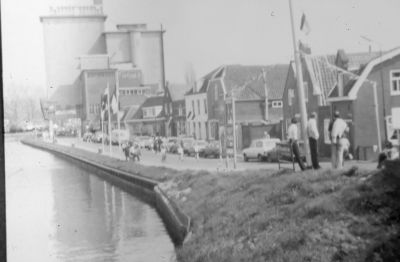 "Geinbrug" inmiddels Driemond
 Otten is nog niet gesloopt.
