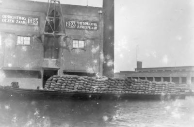 De oude fabriek van Sluis
Gedeeltelijk nog aardappelmeelfabriek.
