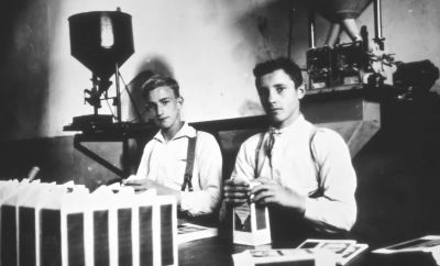 Het verpakken van het voer
