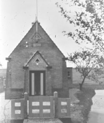 Het Zondag's school gebouw "Eben Haezer"

