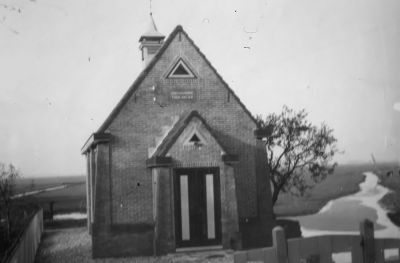Het Zondag's school gebouw "Eben Haezer"
