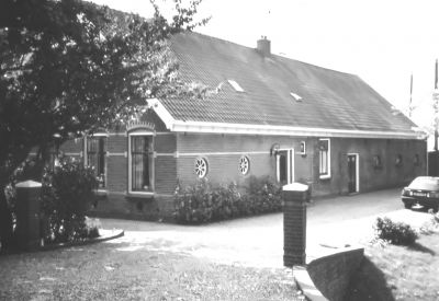Boerderij van de familie Hoogendoorn, voordien Brouwer
Deze overleed waarna zij hertrouwde met Hoogendoorn.
