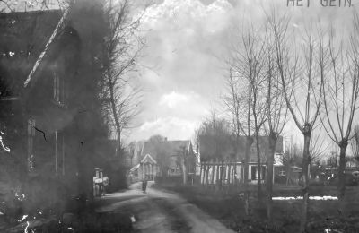 Gezicht op de "Vinkenbuurt"
Met links de boerderij van S. Bakhuizen.
