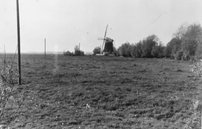 De Broekzijdse molen (18-05-1970)
Gezien vanaf Abcoude.
