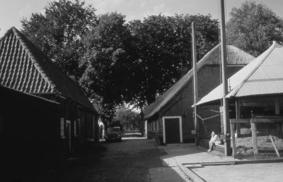 Boerderij "Janshof" 
Achter op het erf.
