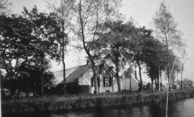 Boerderij "Maria's Hoeve"
Eerst van Nelis daarna P. Snoek.
Negentiende-eeuwse boerderij.

