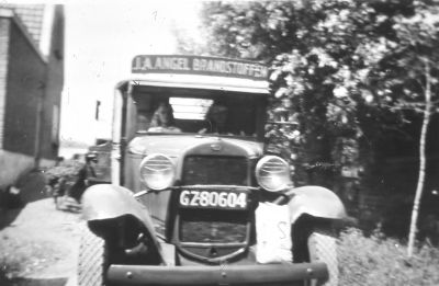 Auto van Jan Angel.
