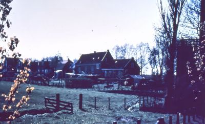 Rechthuis
Achterkant van het "Rechthuis". Hier lagen de Schutters akker en het Galgenveld.


