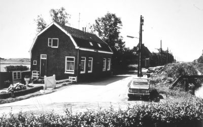 Hoge Bijlmer vanaf de Bijlmertol
Begin van de Hoge Bijlmer vanaf de Bijlmertol (Zandpad)(Prov.weg).
