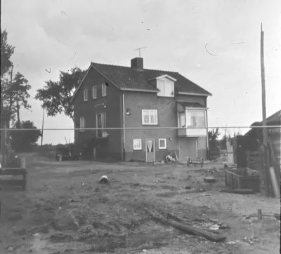 Achterzijde van de nieuwe woning van Co Roeleveld
