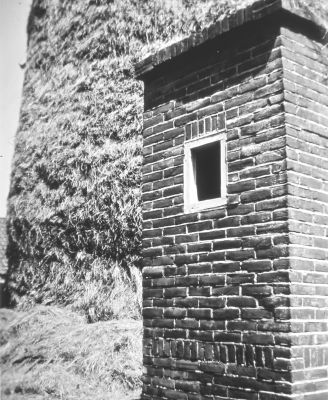 De buiten WC  (poepdoos) bij Klaas Nagel 
Deze werd later alleen door personeel gebruikt.
