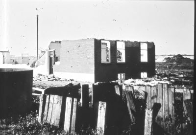 De sloop van boerderij " Weltevreden "
