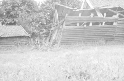 De oude schuren bij J. van de Mande (juli 1979)
