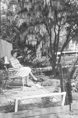 Mw Moen echtgenote van J. Moen  op "de Kleyburgh"
Dze kwamen van de Zwetskade
