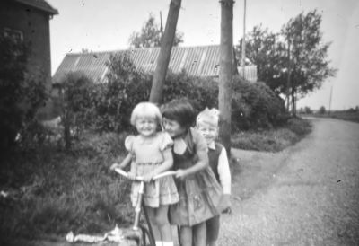 Greet van de Hulst, Lieda Verheul, en Ton van Blokland.
