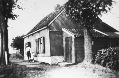 Woning van de familie Spronk, dit was het laatste huis op de kaai.
