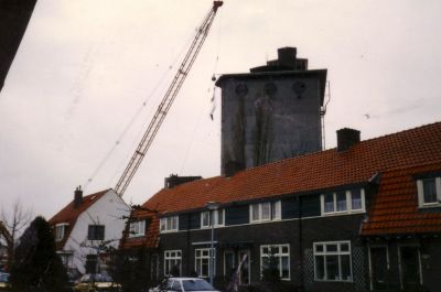 Otten, fabriek veevoeder en olie
Sloopkogel en rondvliegend puin .... 1987.
Keywords: Geinbrug;Driemond;Otten,veevoeder;olie
