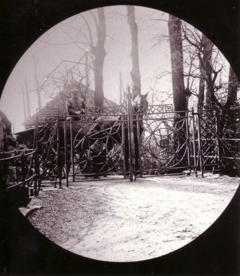 Otten, fabriek veevoeder en olie
Toegang boerderij 'Vredehof'. Foto rond 1920.
Keywords: Geinbrug;Driemond;Otten,veevoeder;olie;boerderij;Vredehof