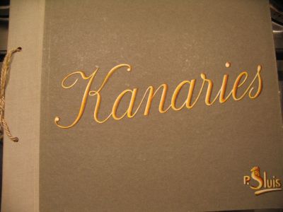 P. Sluis, fabriek pluimvee-, vee- en vogelvoeder 
Omslag boekwerk over 'Kanaries'.
Keywords: Geinbrug;Driemond;Sluis,pluimvee;vee;vogel;voeder;reclame