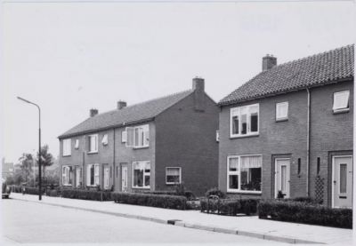 Rijnstraat/Winterstraat
Rijnstraat/Winterstraat, rond 1968
Keywords: Rijnstraat;Winterstraat;Geinbrug;Driemond