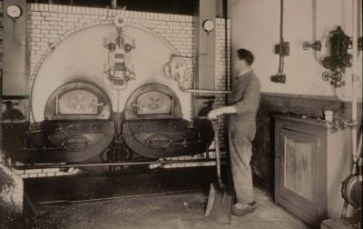 (De) Horn - Stoomwasserij De Lelie
Stookkamer (?)
Keywords: Weesperkarspel;De Horn;stoomwasserij De Lelie